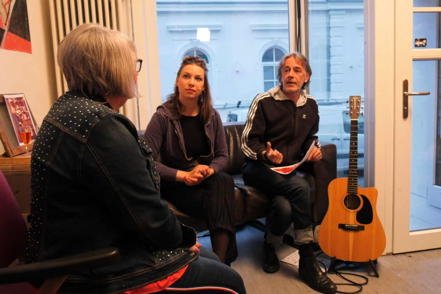 Gespraech-im-Studio